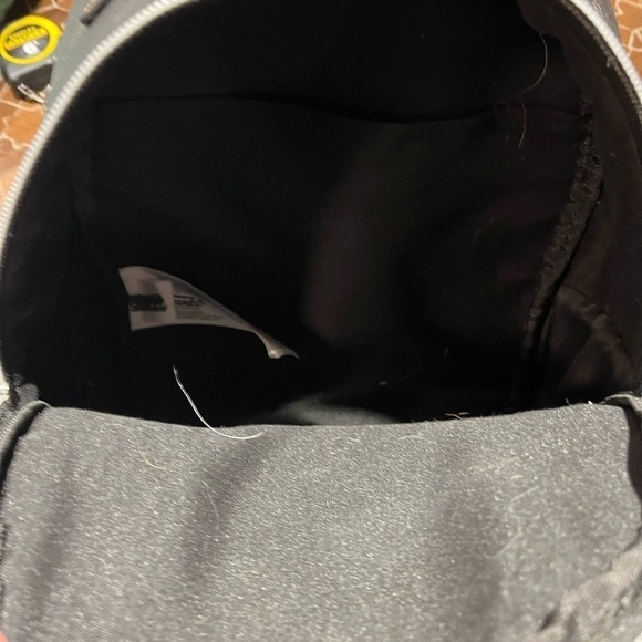 NWT mini marathon backpack leather for kids orange and black zipper closure - Picture 5 of 7